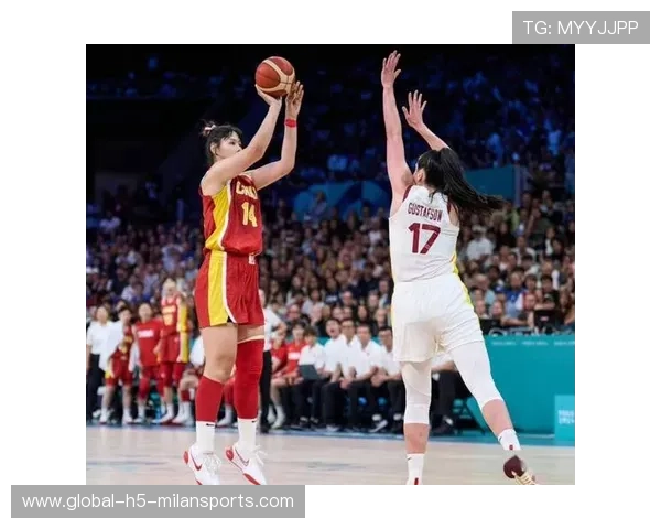 中国女篮的微笑成为中国最美的名片,中国女篮队徽 中国女篮的微笑成为中国最美的名片,中国女篮队徽