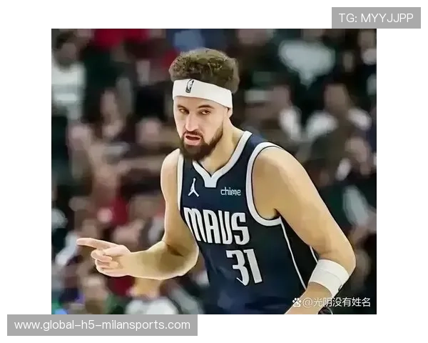 汤普森四号位重扣得分，休斯顿队零封麦迪逊